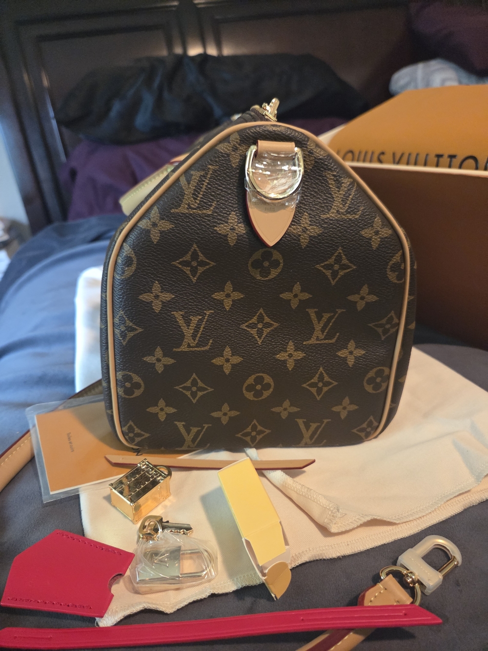 Monogram Bag - Picture 3 of 9